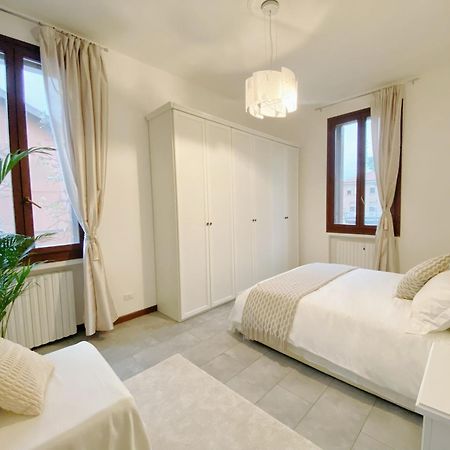 Gris Apartment: Venice Mestre Exteriör bild