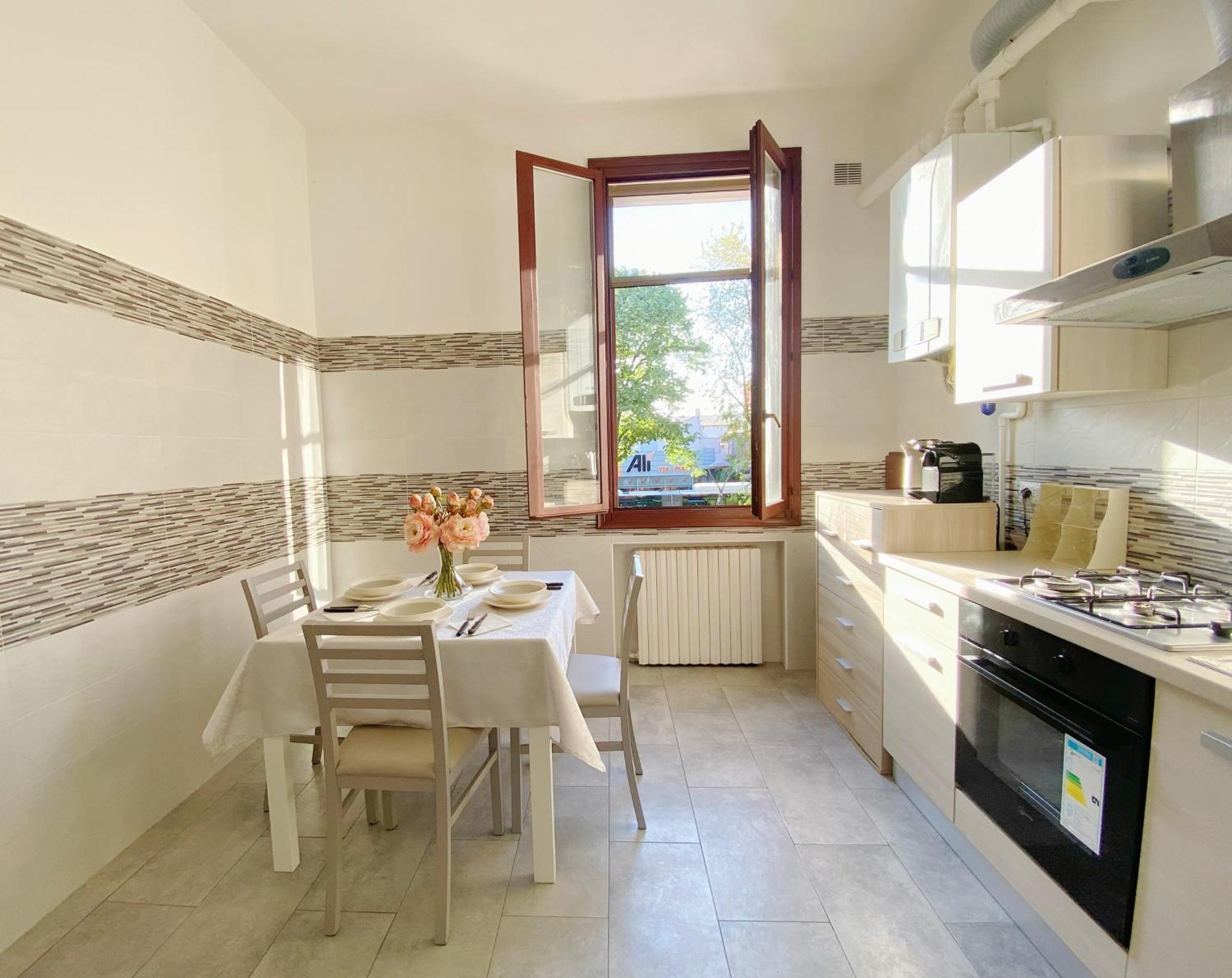 Gris Apartment: Venice Mestre Exteriör bild