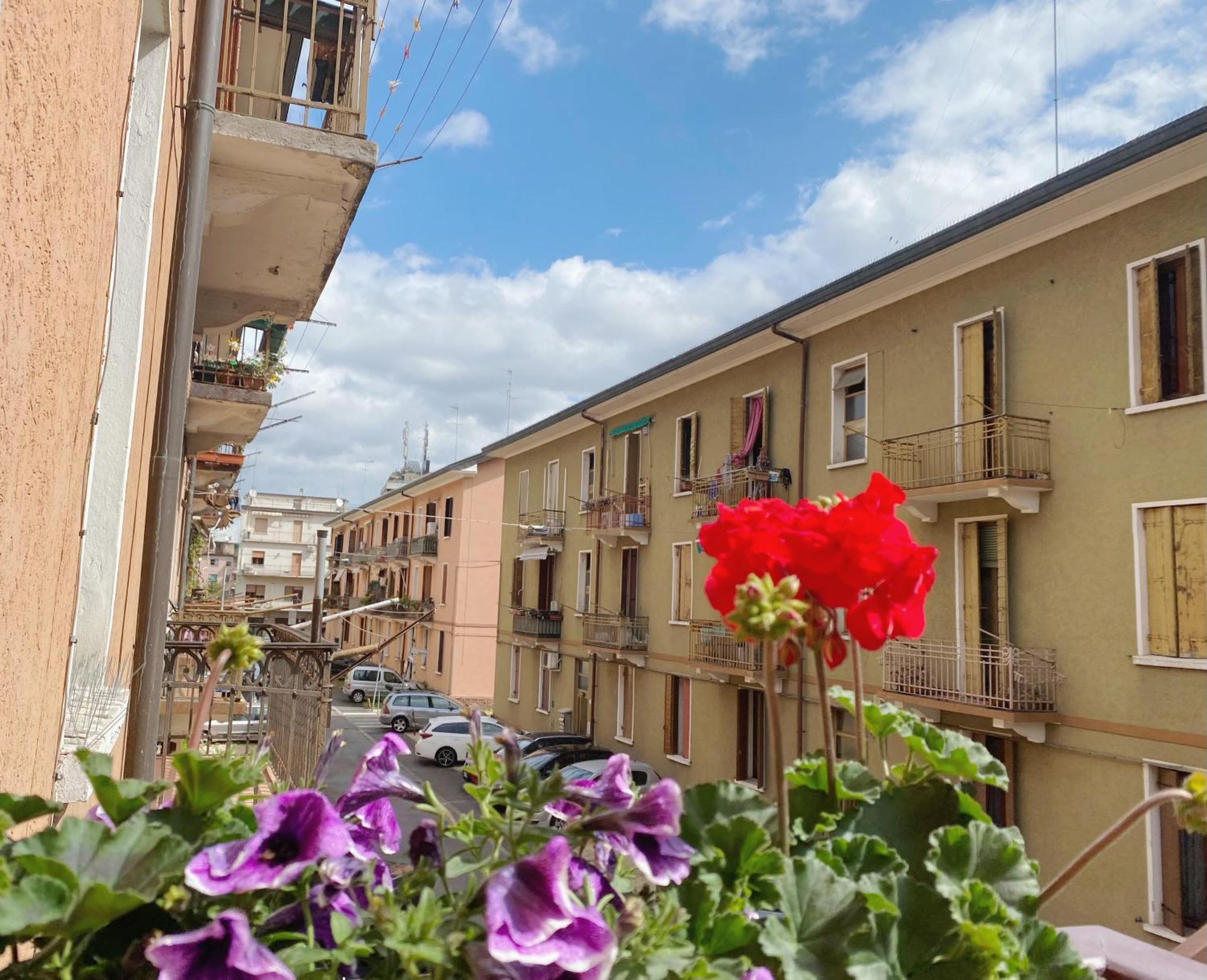 Gris Apartment: Venice Mestre Exteriör bild