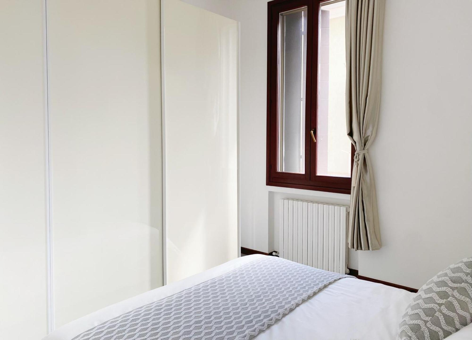 Gris Apartment: Venice Mestre Exteriör bild
