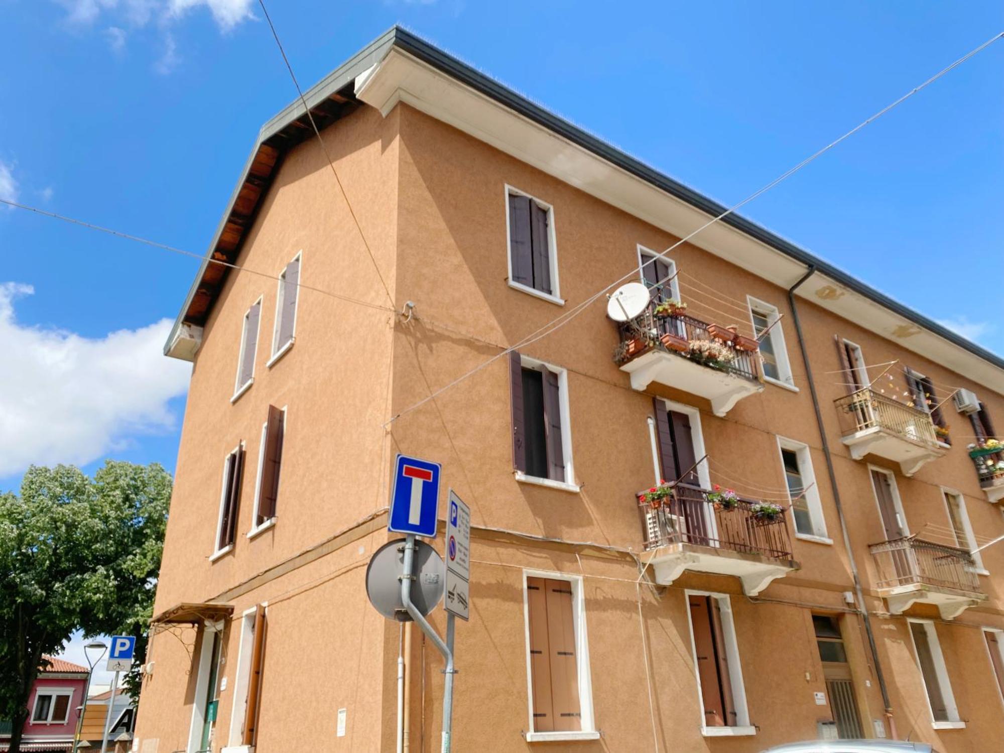 Gris Apartment: Venice Mestre Exteriör bild